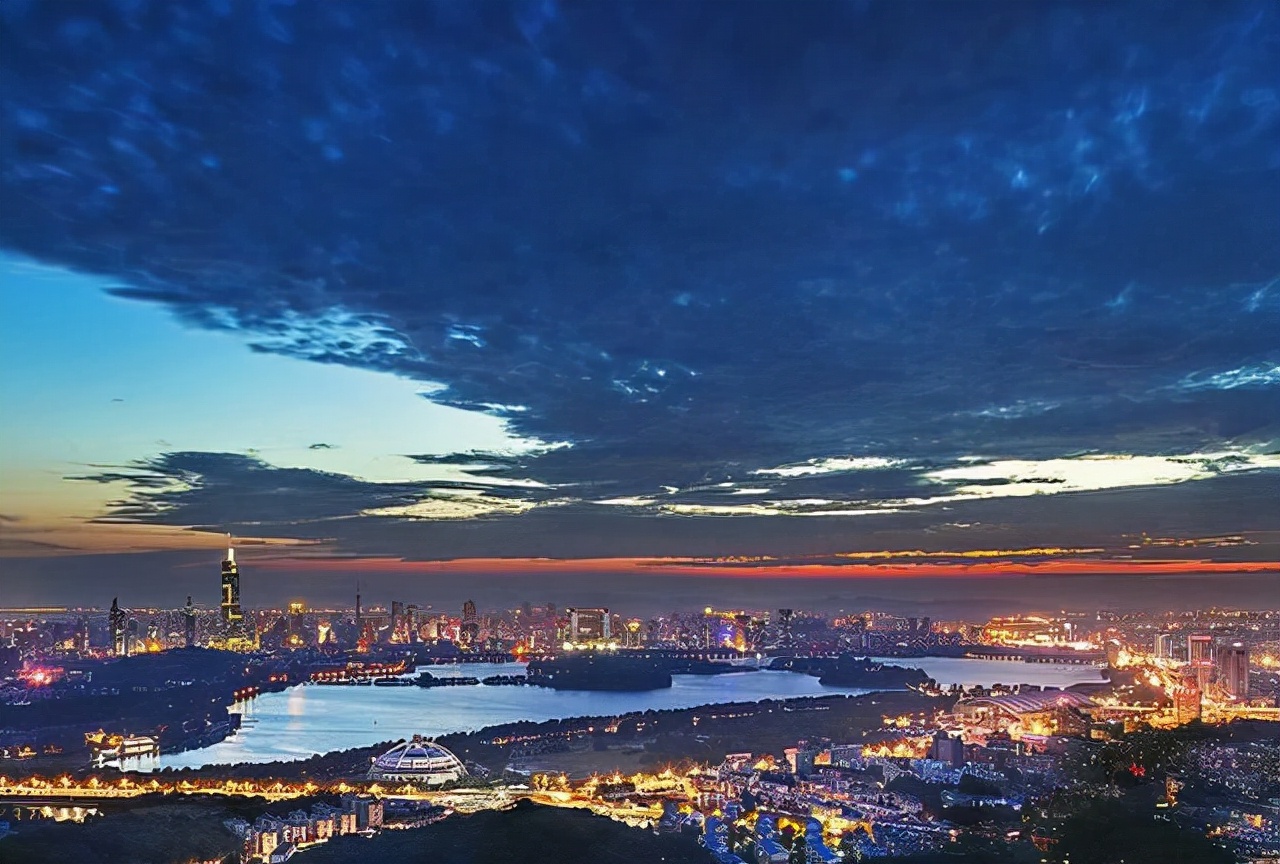 南京有什么特色美食小吃街,南京各个小吃街美食推荐