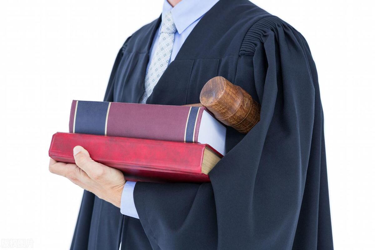 三本评分超绝质量不俗的小说,推荐三本有深度又不失精彩的小说