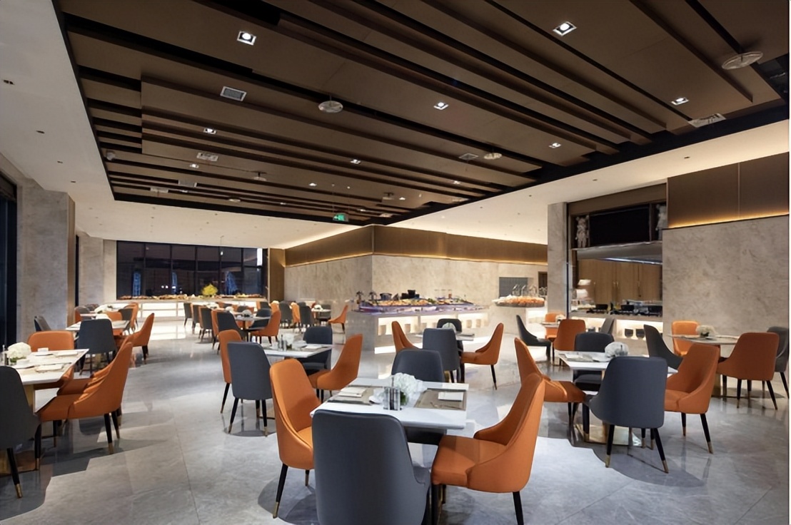 吴忠万达锦华酒店筑梦宴会厅,吴忠嘉悦万达锦华酒店是几星级