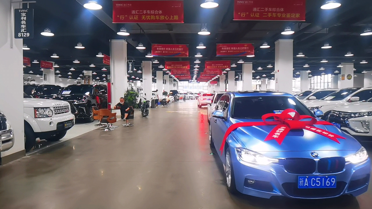 全新疆最大二手车市场,全国最大二手车交易市场航拍