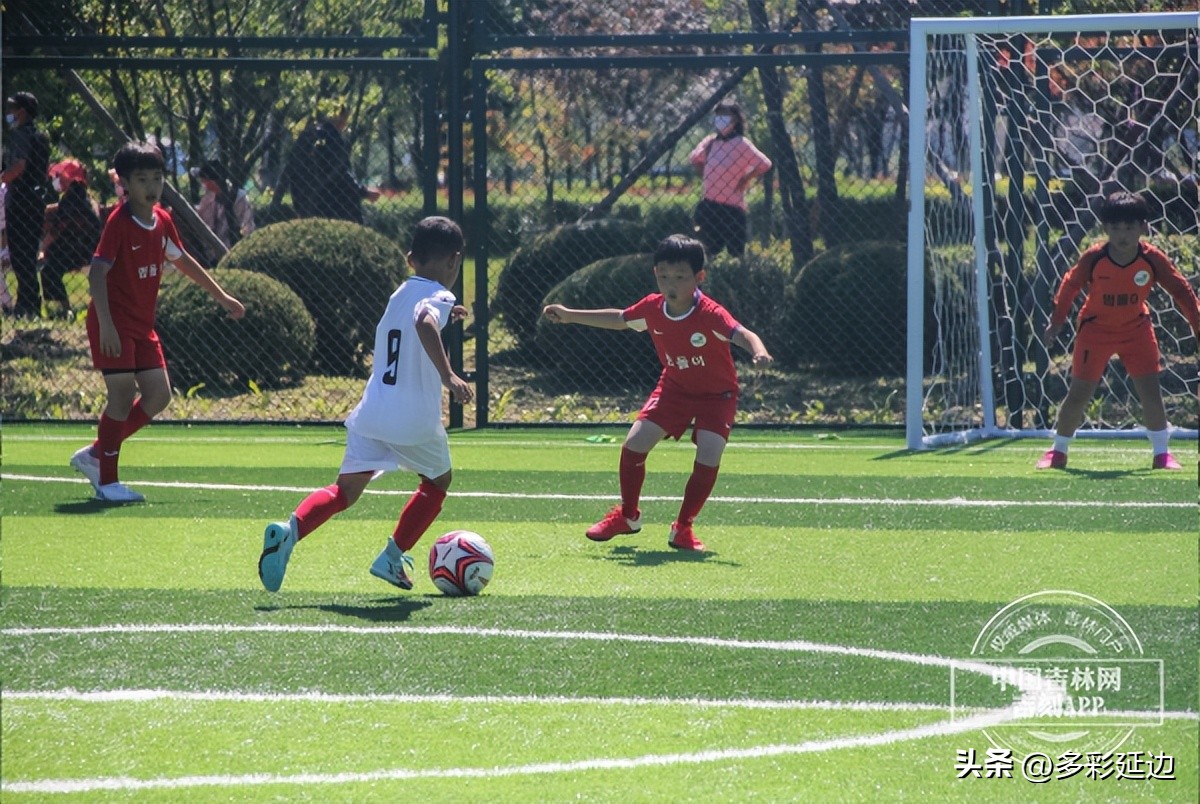 延边足球明星回家乡为延边庆生