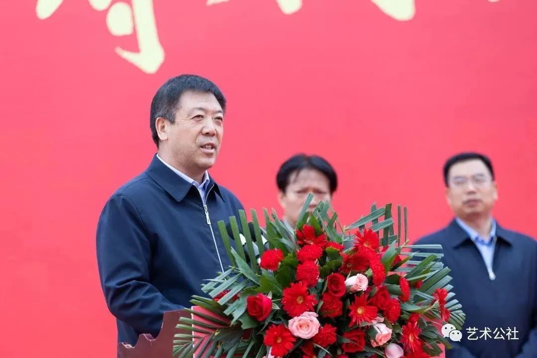 “与时代同行—中国书画名家走进榆阳学术邀请展”在陕西榆林开幕