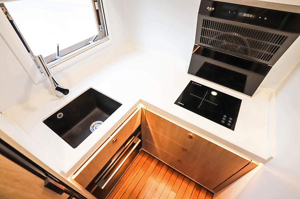 c2本可以开房车吗,能进市区的c型越野房车