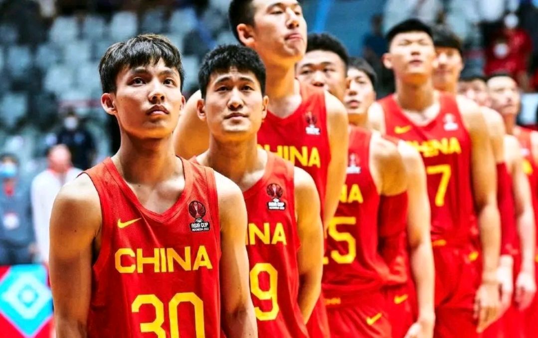 周琦中国队夺冠集锦,中国球员周琦最近消息