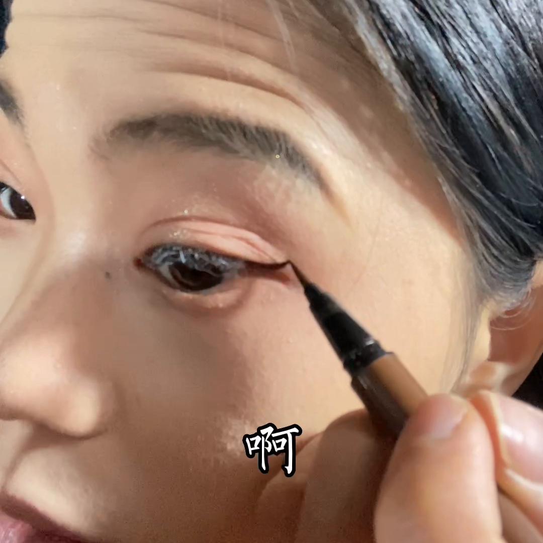 自学化妆文案发圈的句子,文案化妆教程