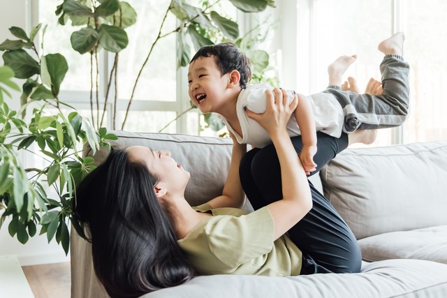 没钱没人要二胎,没钱没人看孩子还要二胎吗