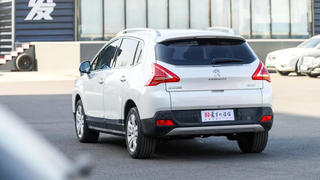 7万多二手suv,26万公里的标致3008多少钱