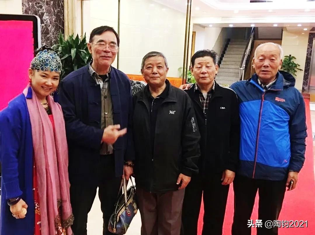 南京一晤，相聚甚欢，除了激动还是激动，战友们相拥而泪几多深情