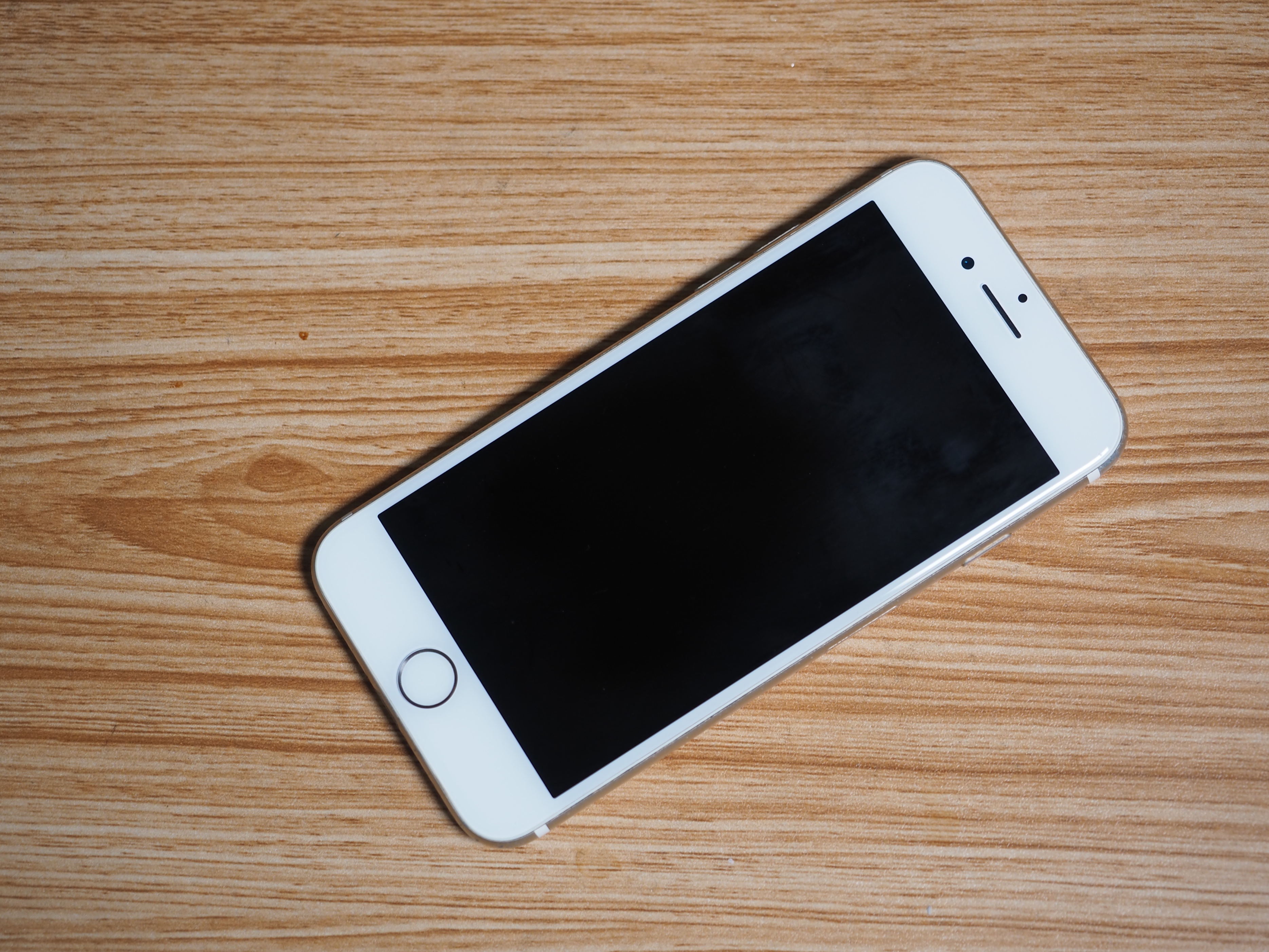 苹果iphone7机身材质,苹果iphone7好吗