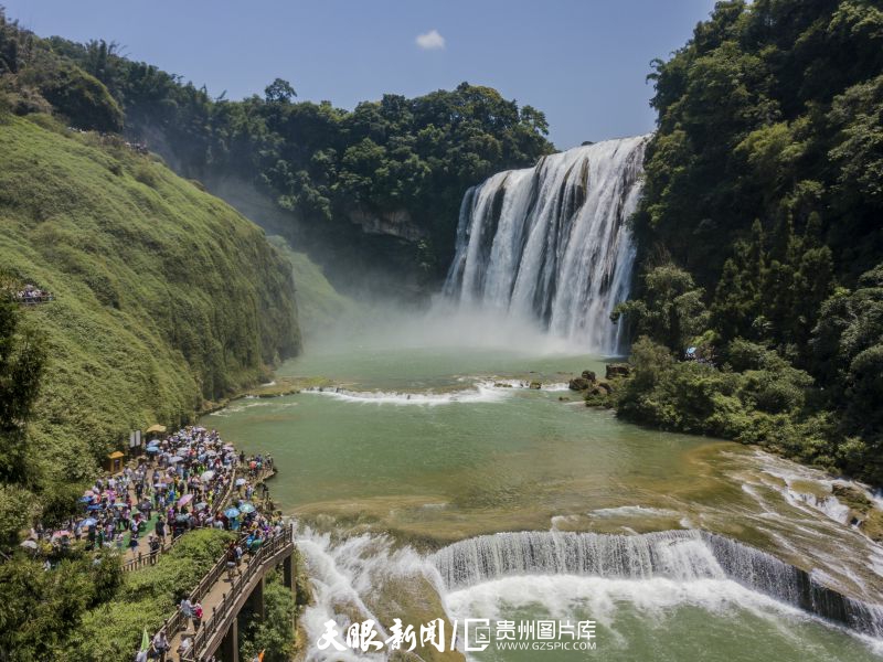 航拍最美的地方贵州黄果树瀑布,带你来贵州看黄果树瀑布