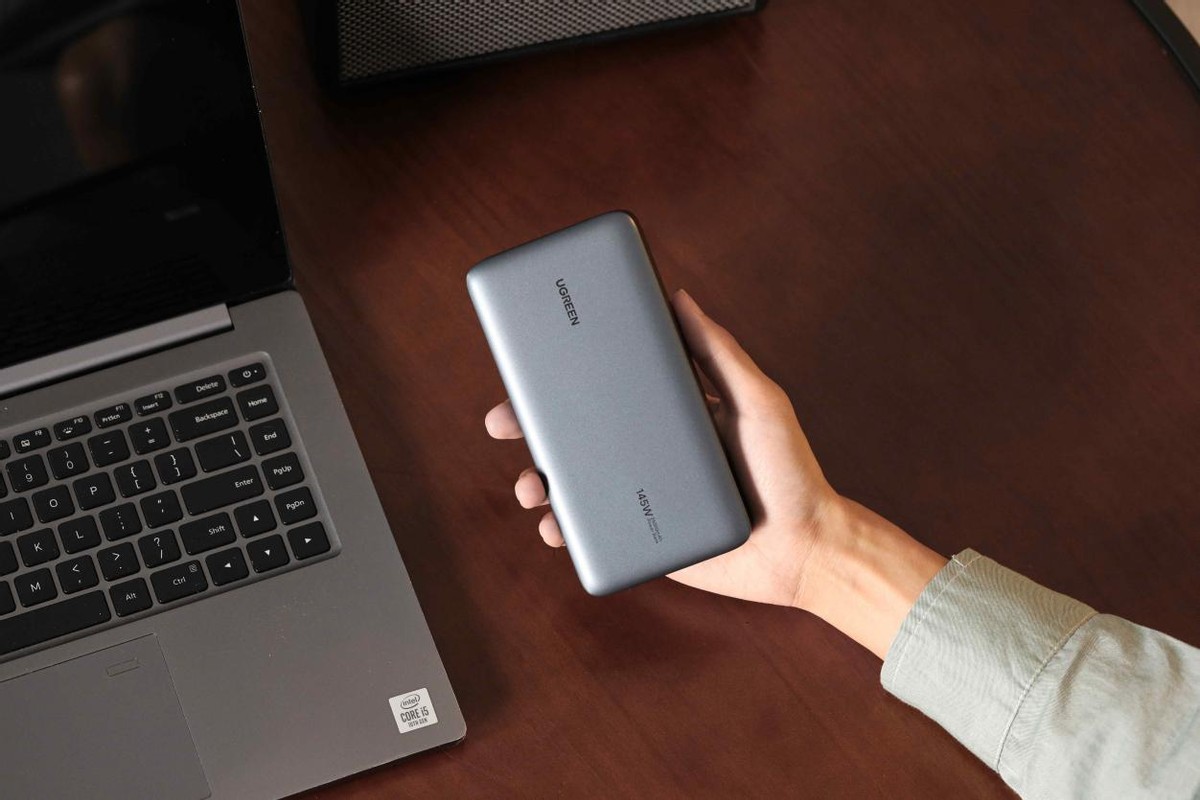 支持120瓦快充的充电宝测评,充电宝66w快充充电宝推荐