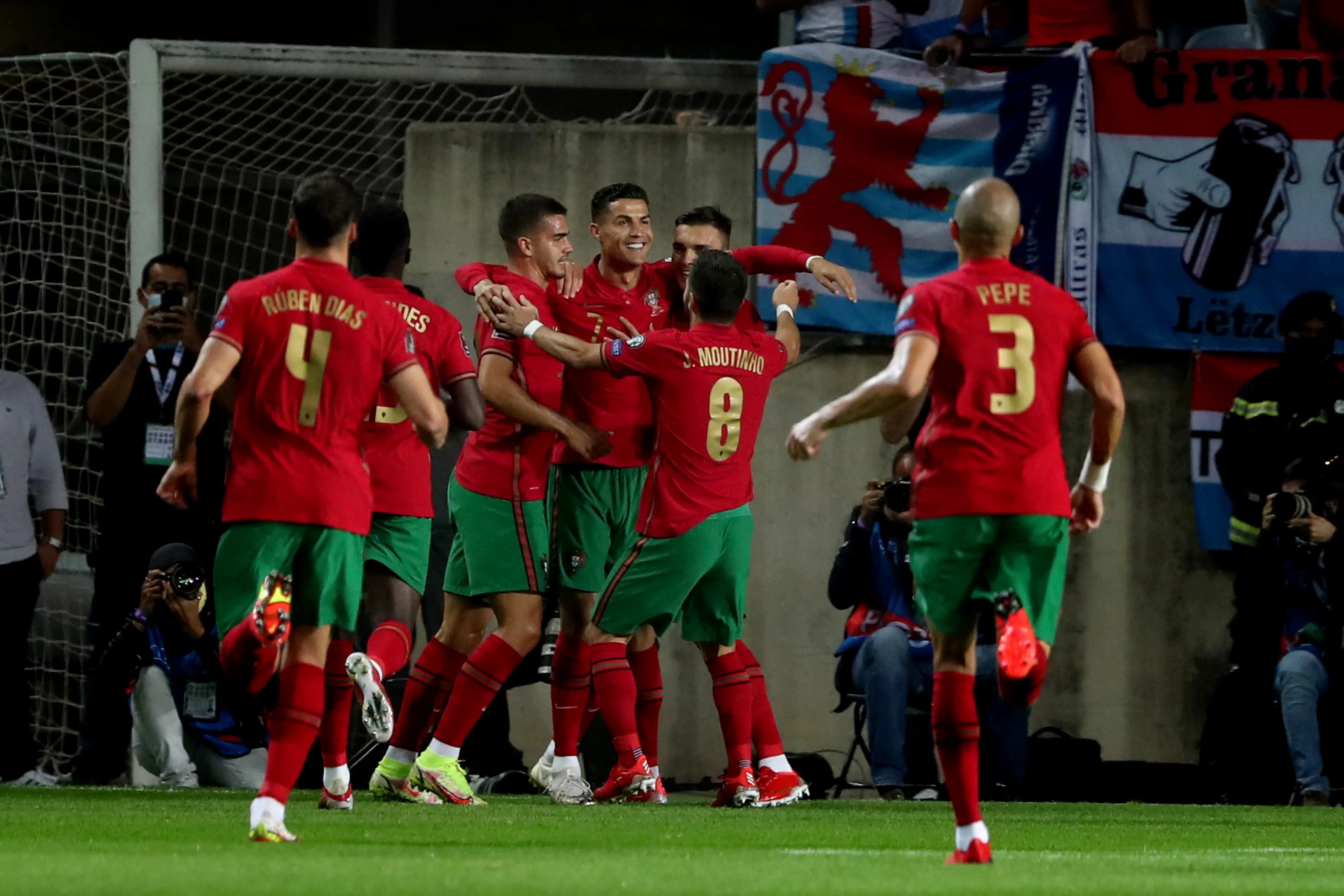 06德国世界杯抽签现场,德国世界杯抽签视频