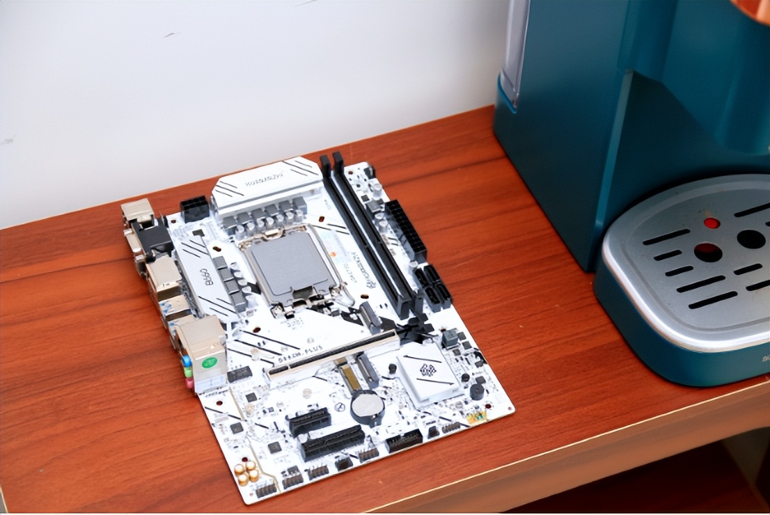 b660plus娴嬭瘎,b660plus璇勬祴