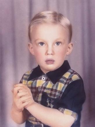 特朗普年轻时的颜值像猫王,特朗普年轻时帅气