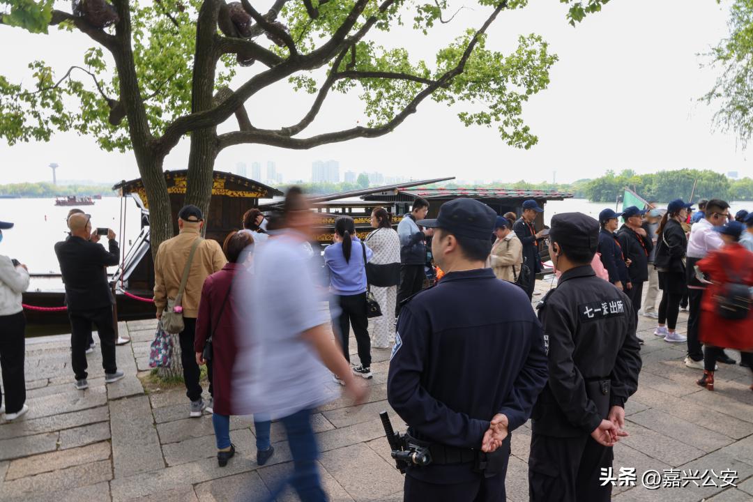 五一警察坚守岗位动画,五一劳动节警察在坚守