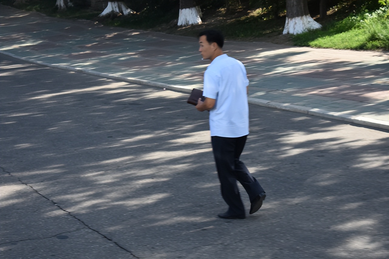 朝鲜男人在韩国的地位,朝鲜和韩国男人品行对比