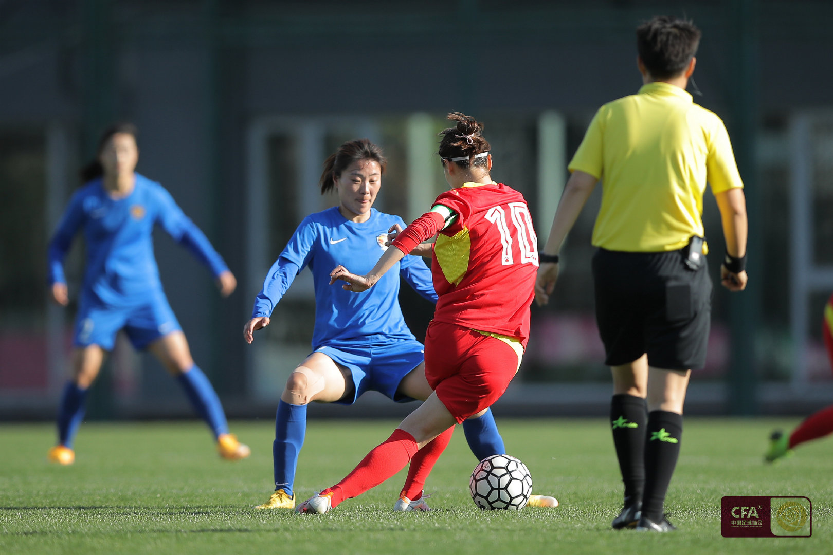 武汉女足2-1逆转长春继续领跑,中国女足甲级联赛武汉冠军
