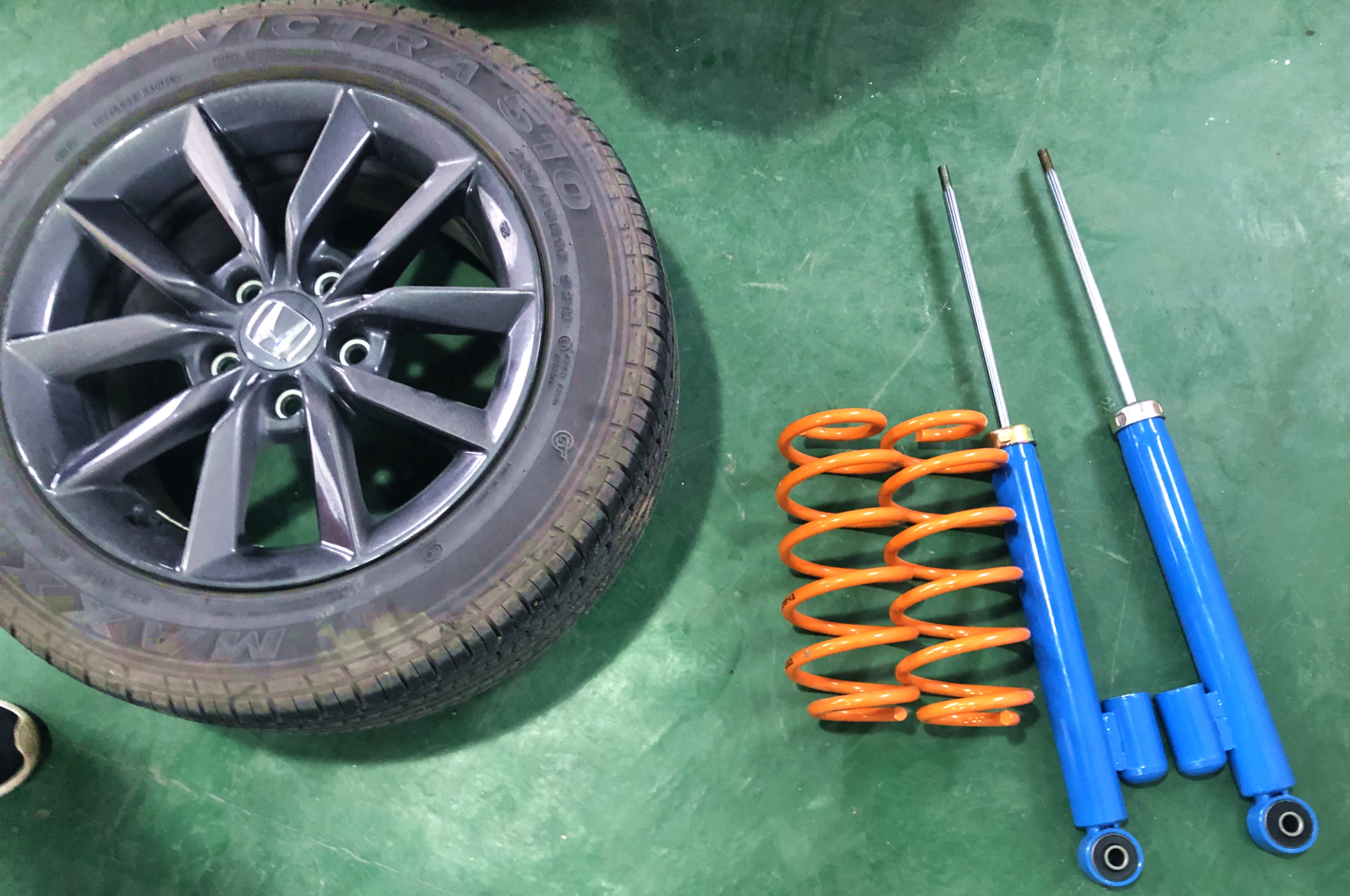 十代思域车身降低多少合适,十代思域怎么提升底盘质感