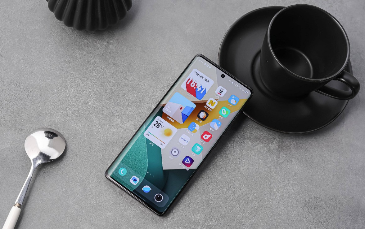 预算1500元性价比最高手机排行榜,预算两千几买手机这四款不要错过