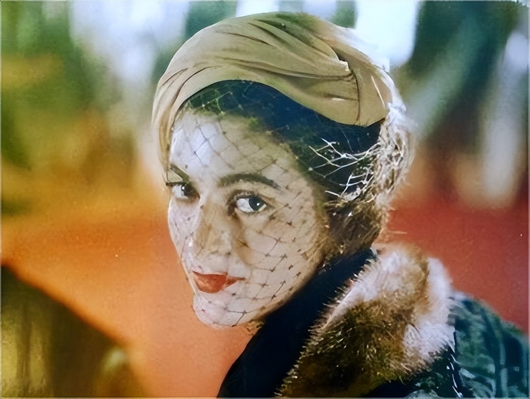 名模卡门20-80岁的成长历程,91岁超模卡门戴尔美了一辈子