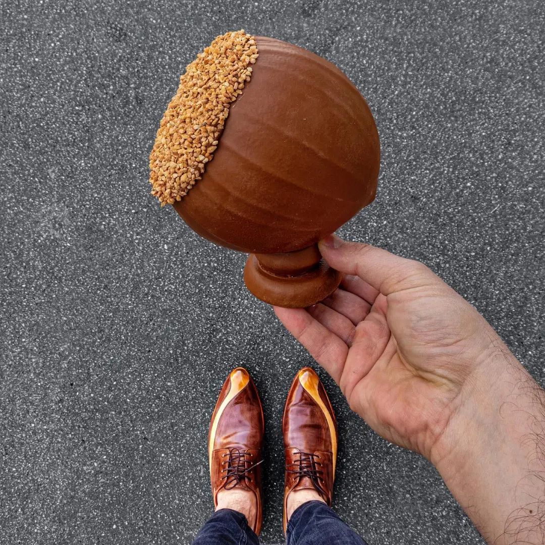 跟着「鞋子哥」逛巴黎甜品！每双鞋都适配！还能这么拍！