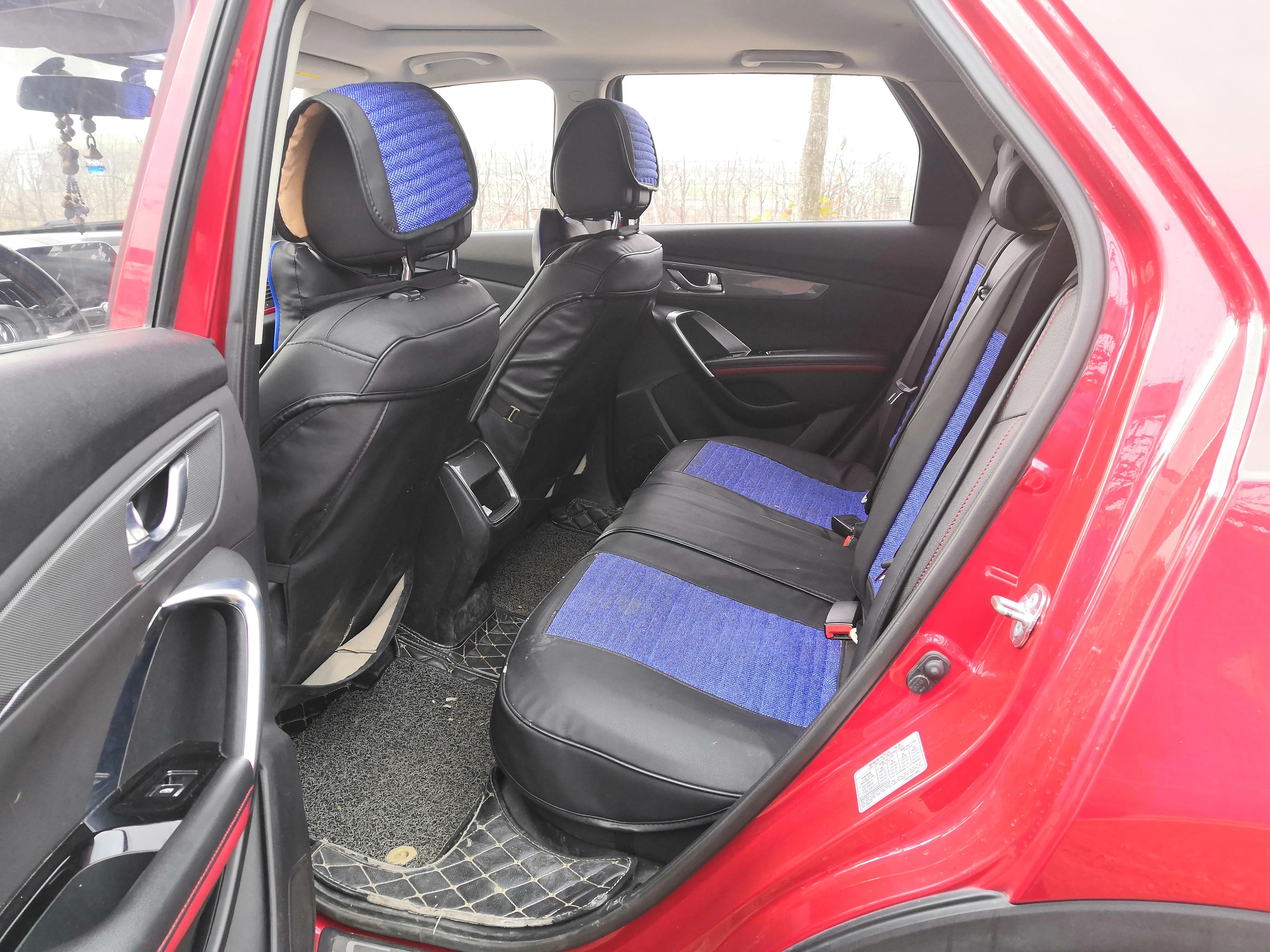 后备箱可以加装什么,汽车后备箱垫子选什么颜色好打理