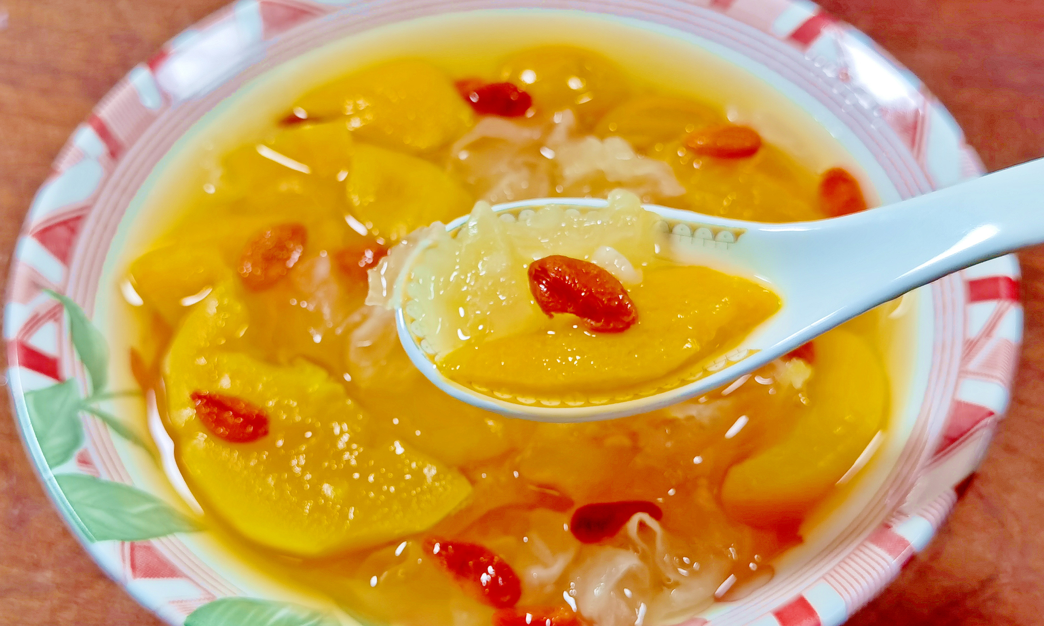 咳嗽最怕这碗汤止咳超有效,咳嗽喝什么汤润肺止咳