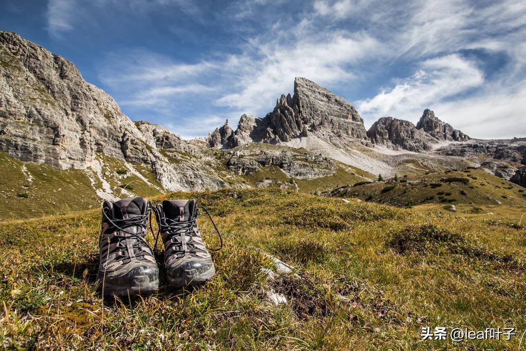 户外登山徒步鞋选购攻略,户外徒步登山鞋哪个牌子好