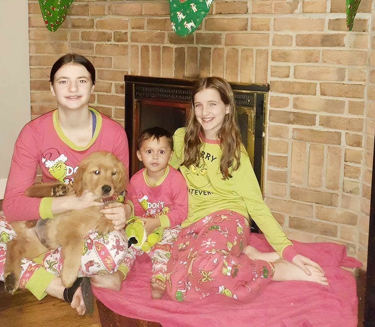 美国18年收养8万中国儿童，几乎全是女孩，背后有何缘由？