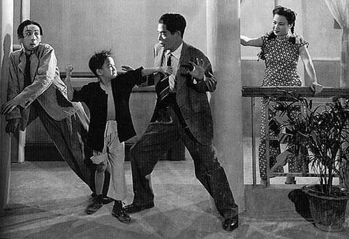 李小龙33岁去世,李小龙死因至今未解之谜