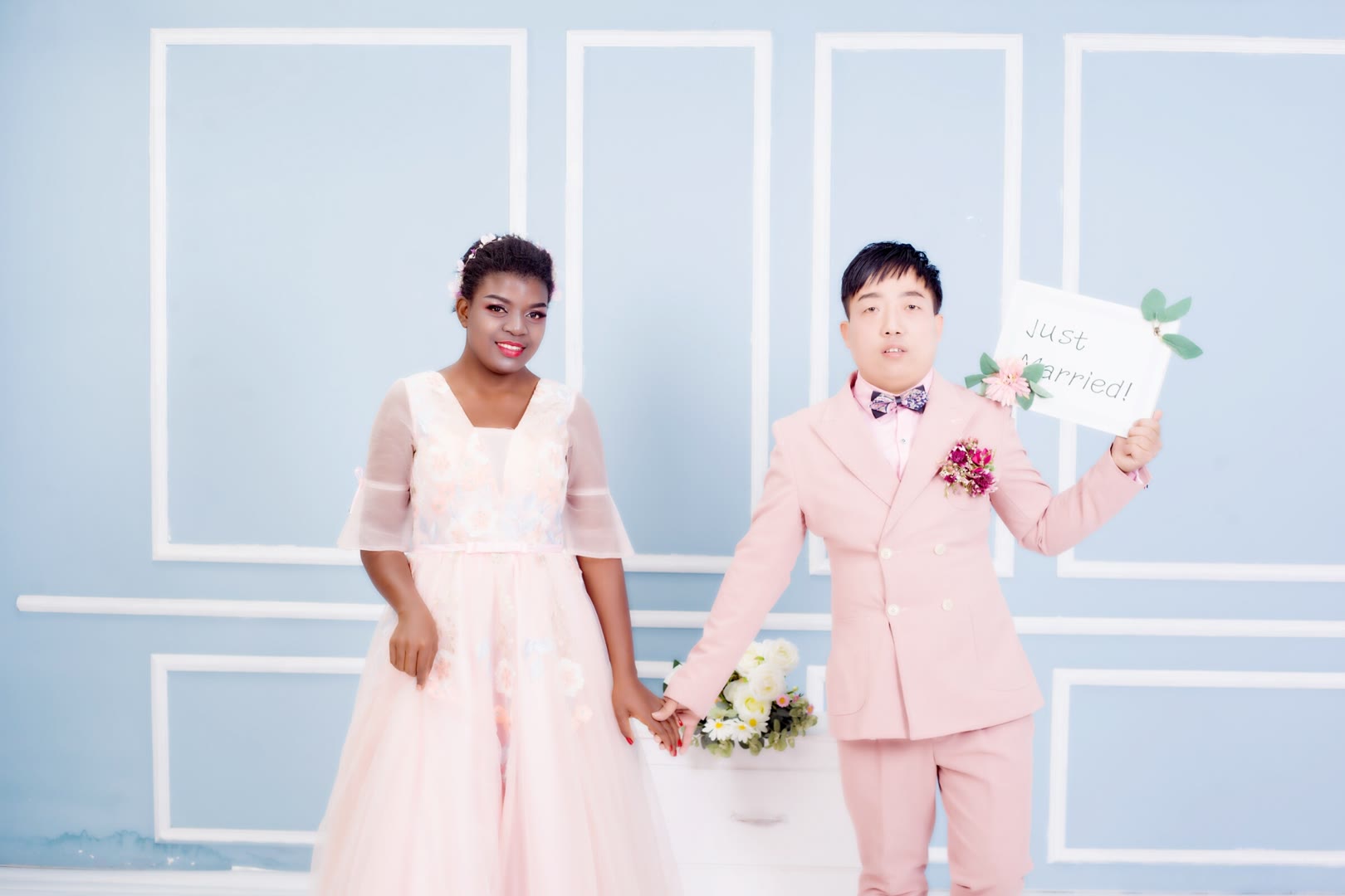 2020年，陕北农村小伙娶非洲黑人女孩，生混血儿子，如今怎样了？