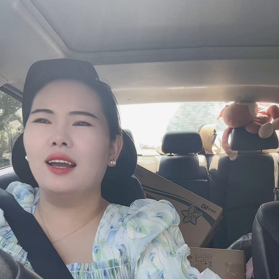 现在千万不要跨行业，留在自己的行业里深扎吧姊妹们！#保...