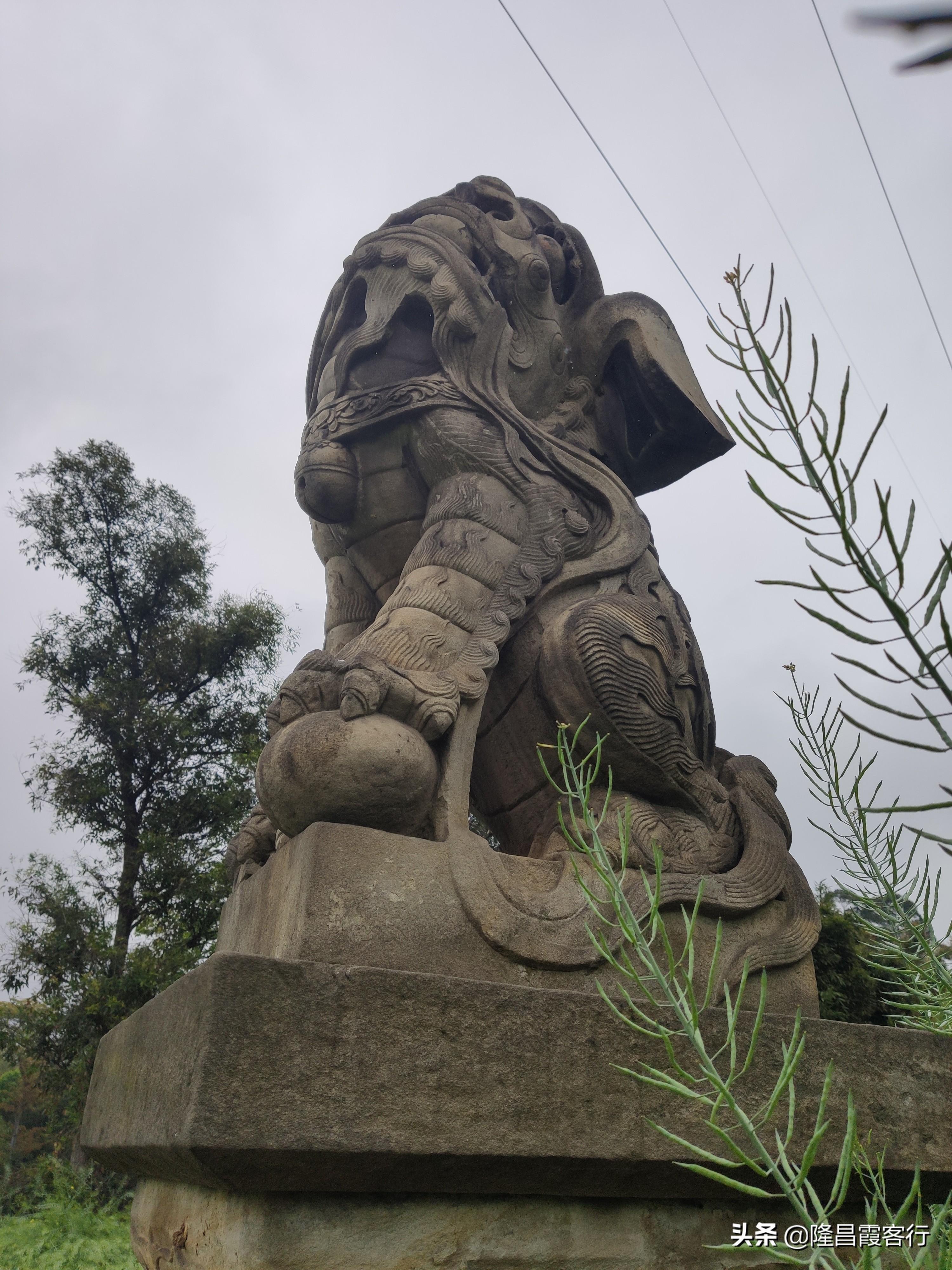 隆昌石燕桥古墓,隆昌石燕桥石狮子