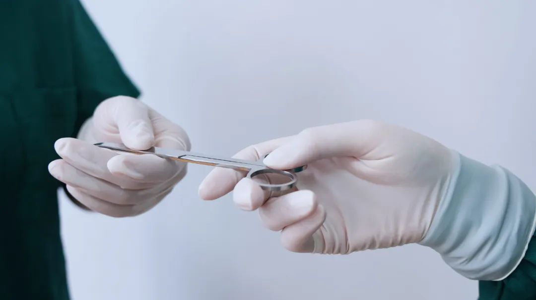 腰椎间盘突出要怎么治疗才好得快,腰椎间盘突出症的有效治疗方法