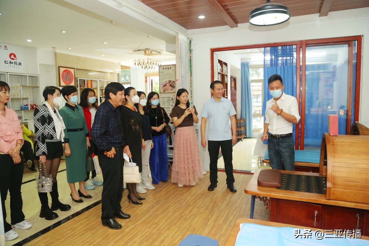 “助力自贸港，巾帼著芳华”优秀女企业家汇家乐品牌创始人李秋潼