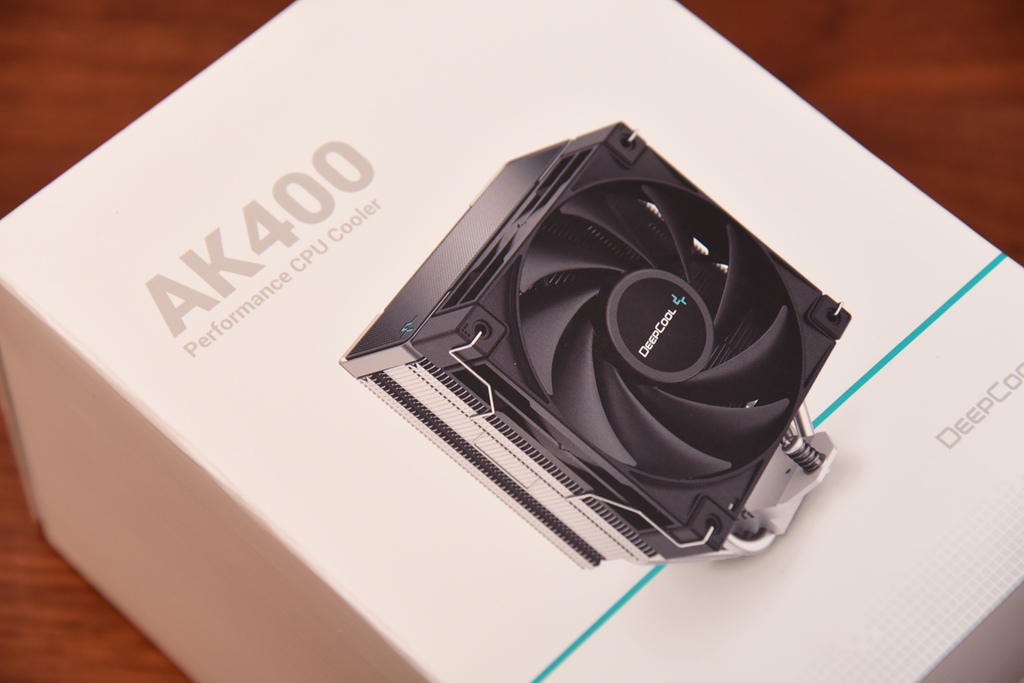 显卡不降价，亮机显卡走起！GTX1050TIRX6400？