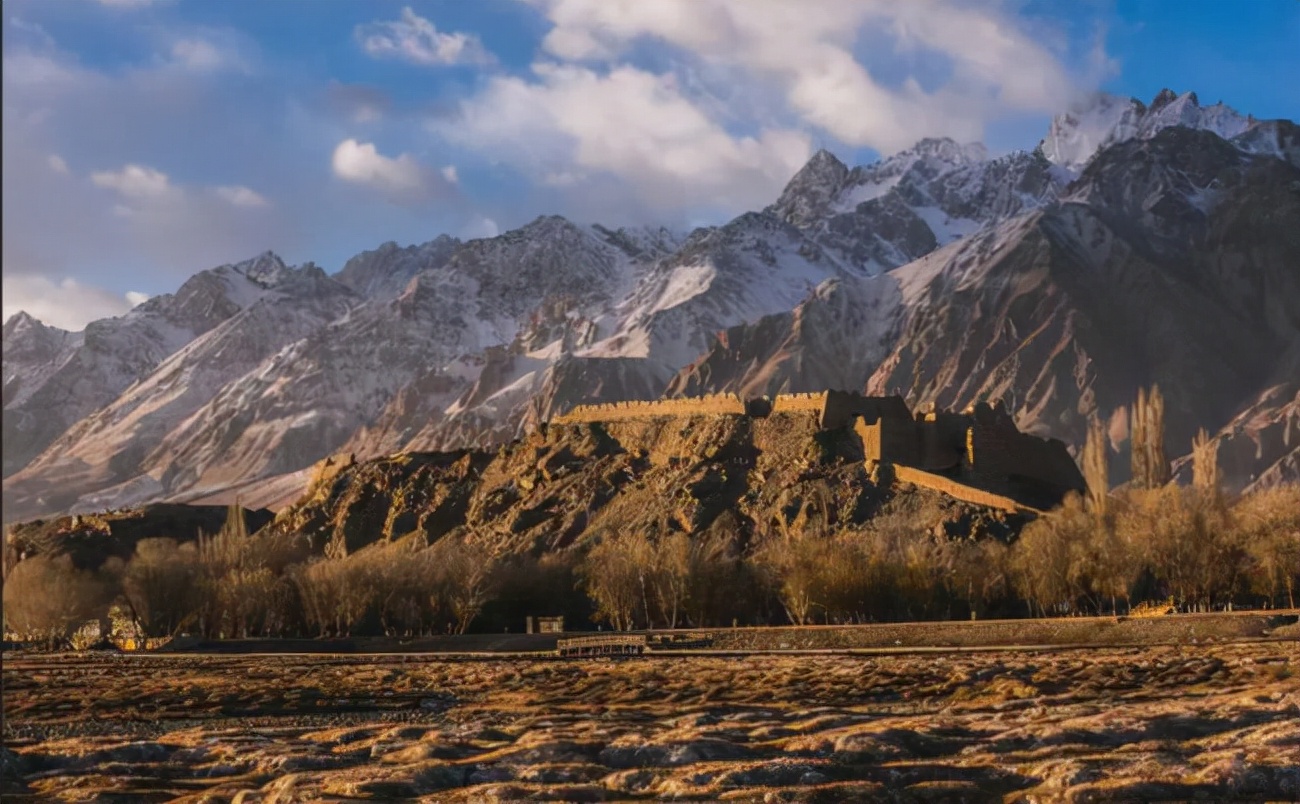 中国的东、南、西、北极在哪里吗？