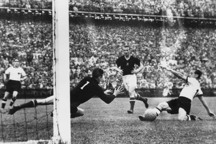 足球史上最伟大的绝杀,足球奇迹逆转米兰