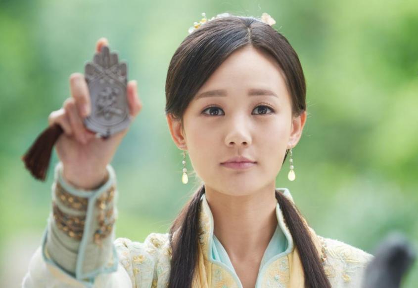 二次华山郭靖能打过裘千仞吗,华山二论谁第一