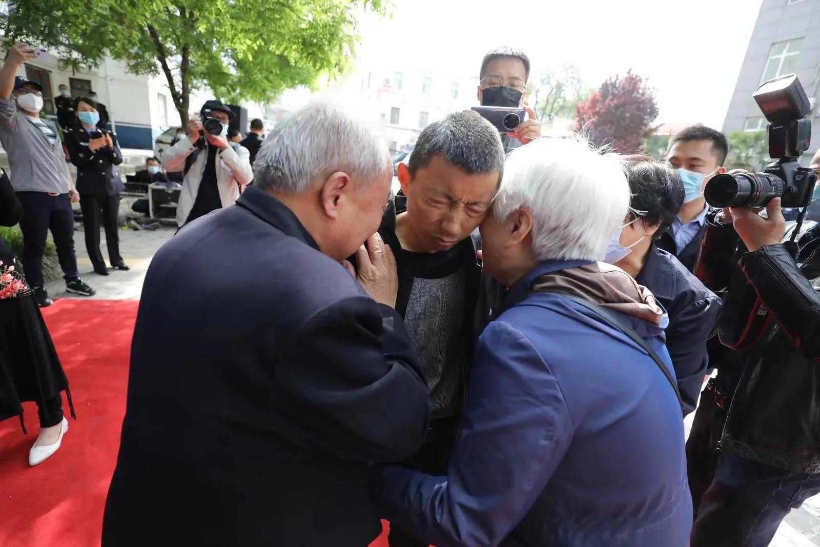 儿童走失时儿童该做什么,儿童走失警情怎么处置