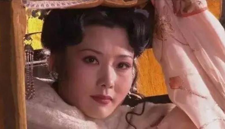 41岁刘涛晒长发美照,40岁刘涛惊艳视频