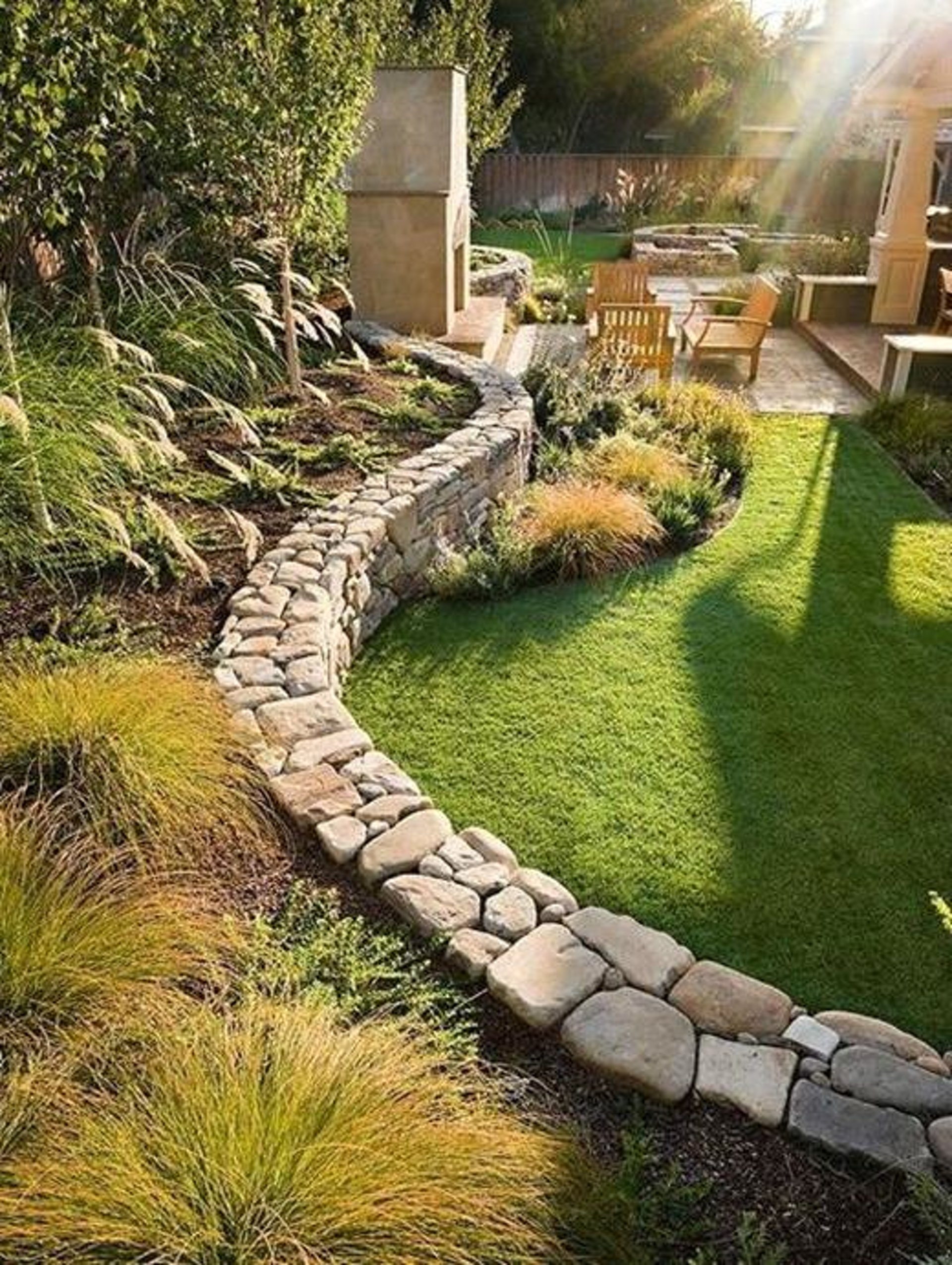 现代式庭院石墙,庭院老石墙院墙怎么处理好