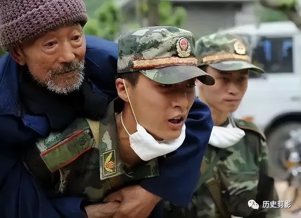 汶川地震十大催人泪下的照片,汶川地震12周年这些照片让人泪目