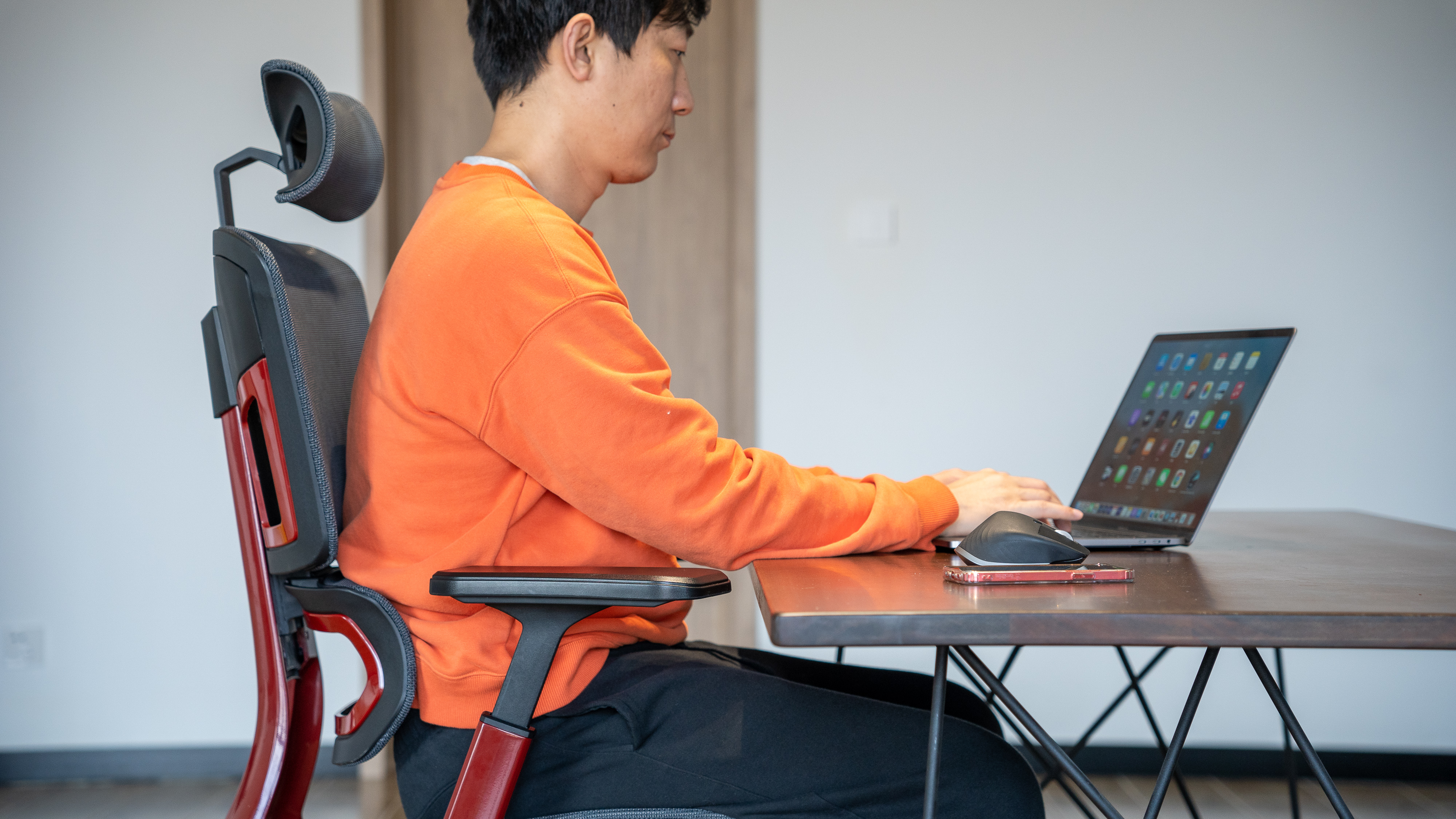 什么人体工学椅适合打游戏,炫酷又舒服电竞椅推荐