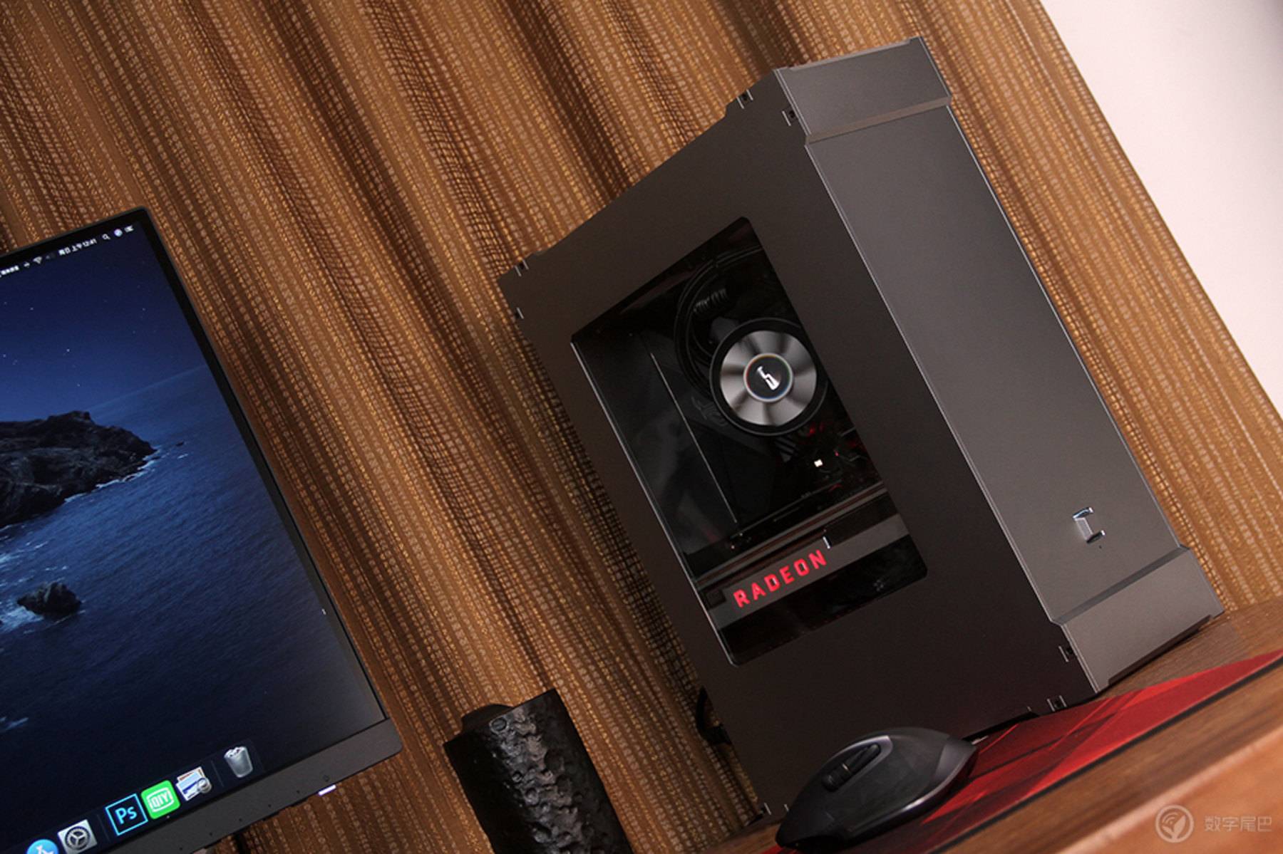 推荐几款高逼格电脑桌面,实用科技感很强的电脑桌面