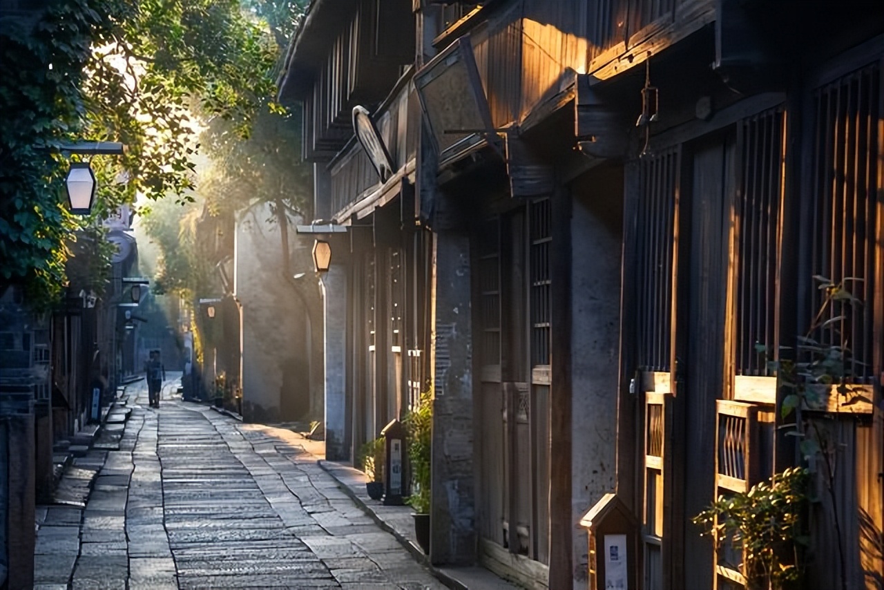 最具人间烟火的古诗词,人间烟火味满满的二十句诗词