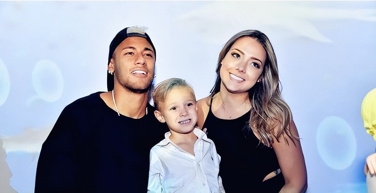 巨星内马尔究竟有几个女友呀,内马尔巨星系列