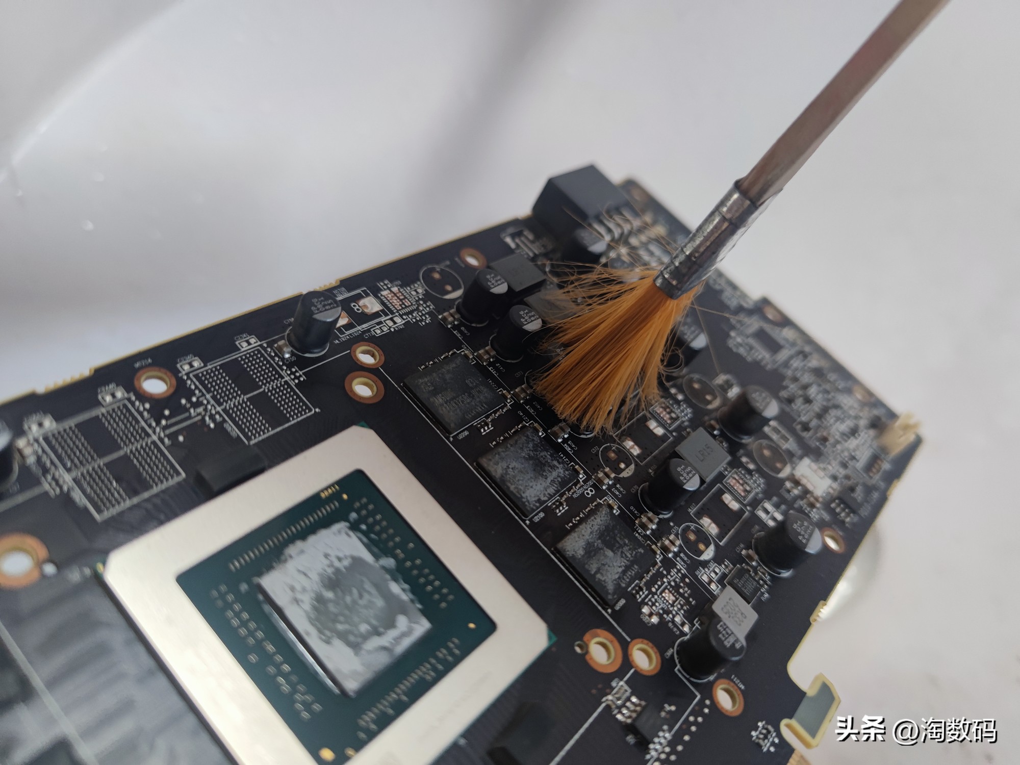 rx5600xt蓝宝石矿渣,蓝宝石5600xt矿渣