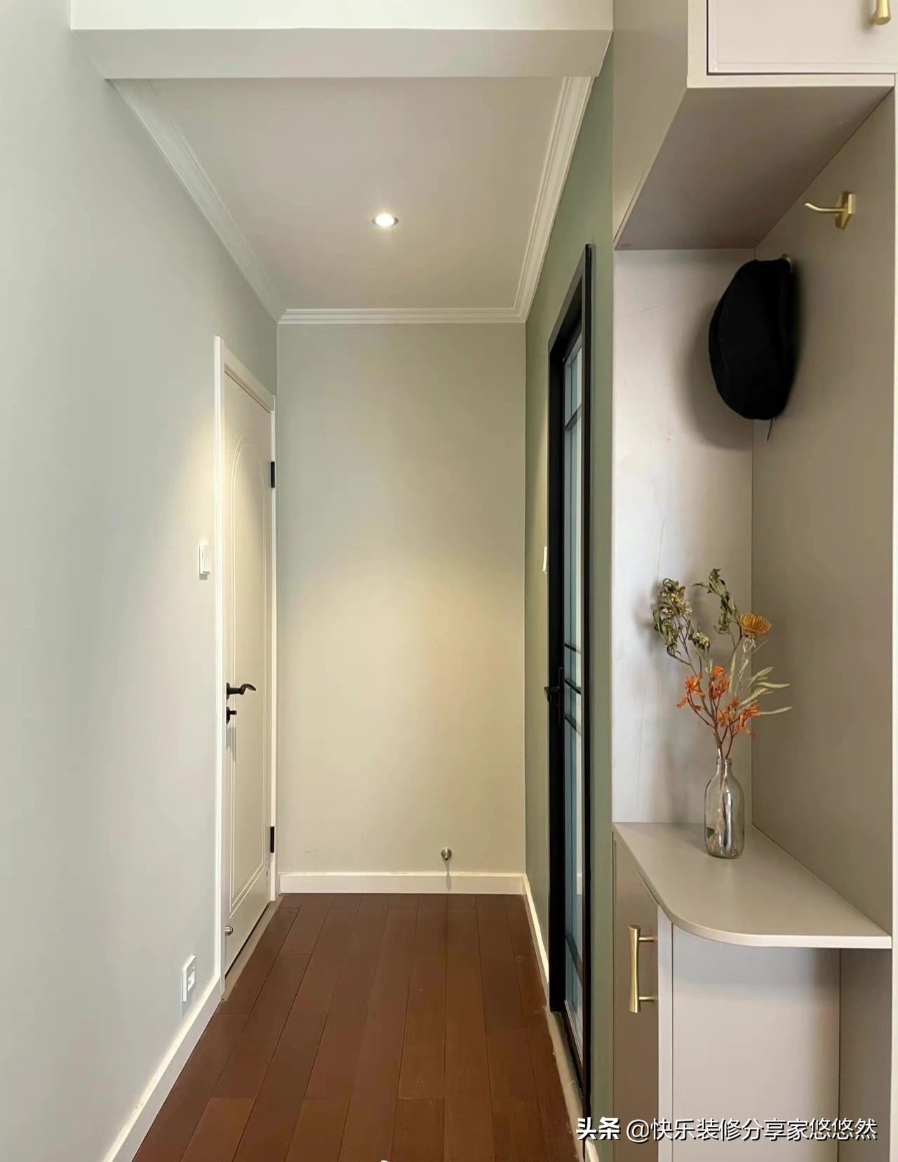 橄榄绿沙发客厅北欧风格颜色搭配,橄榄绿简约风