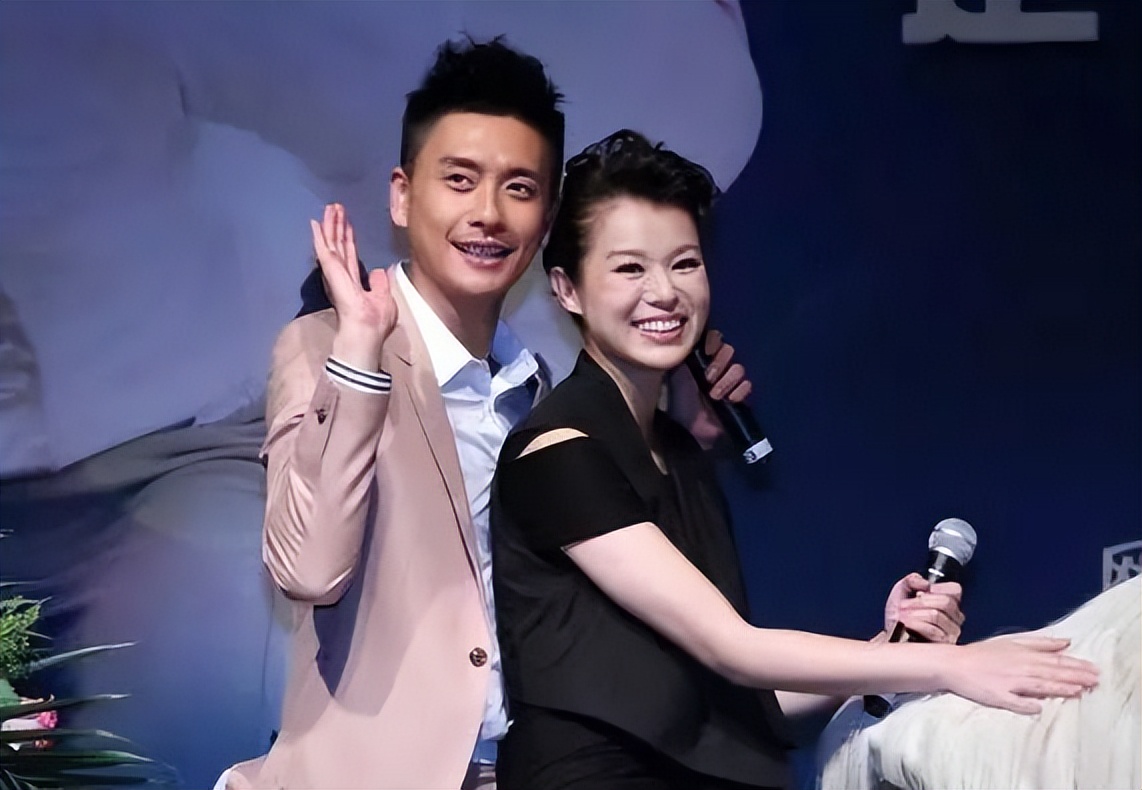 黄宗泽胡杏儿什么时候谈的恋爱,黄宗泽和胡杏儿算是最般配的一对